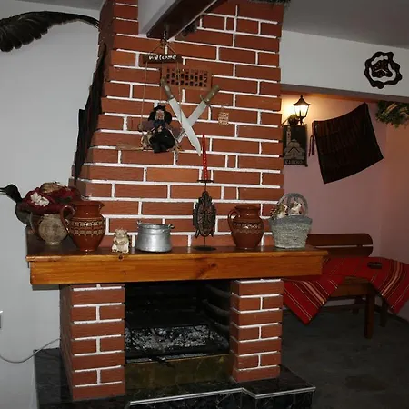 Отель Aseva House