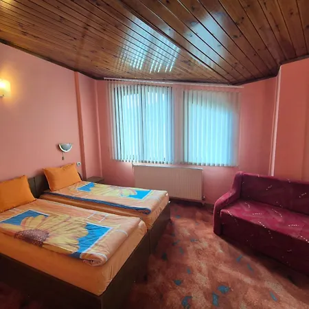 Aseva House Отель Банско