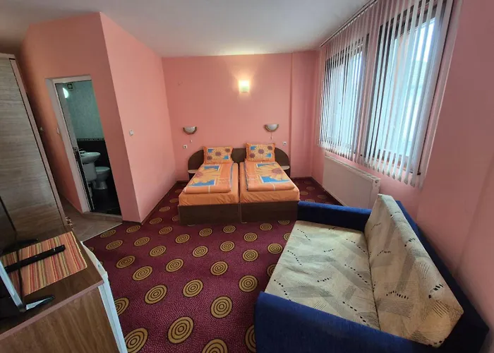 Ξενοδοχείο Aseva House 3*