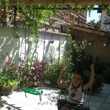 Aseva House Hotel