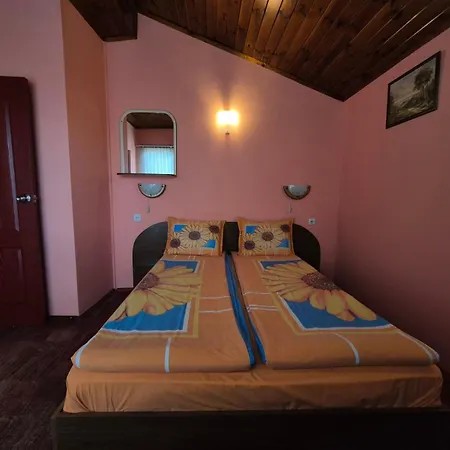 Aseva House Ξενοδοχείο