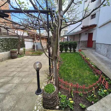 Aseva House Hotel 3*