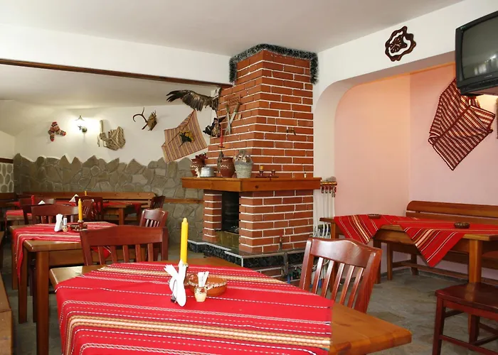 Отель Aseva House 3*