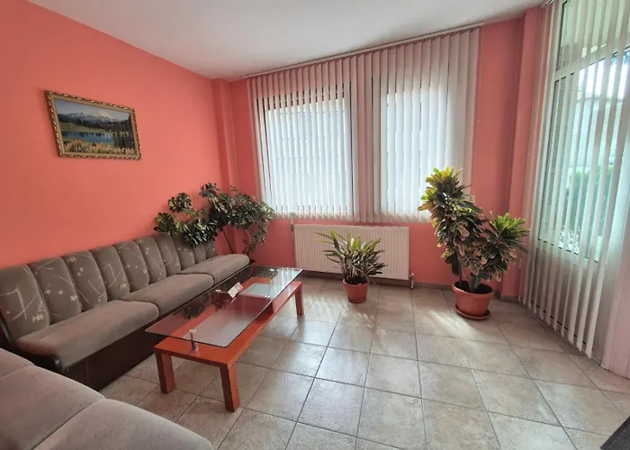 Отель Aseva House