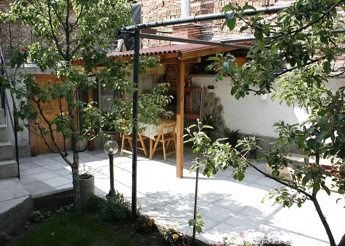 Aseva House בנסקו